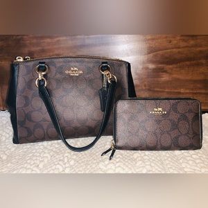 Coach purse and wallet